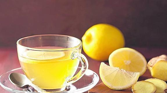 Té con limón, un excelente aporte de flavonoides